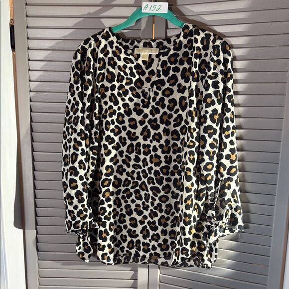 Leopard Print Blouse - Picture 7 of 9